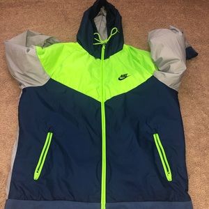 Nike windbreaker